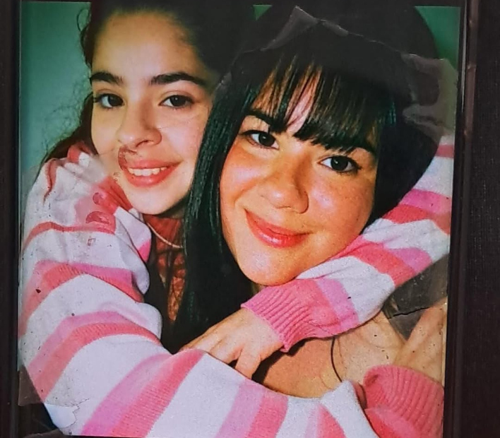 Murió la joven madre que cayó con su moto bajo las ruedas de un acoplado y rezan por la vida de su hija